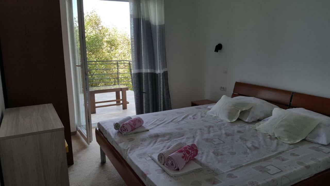 Holiday House Maretta - Apartment No 1 Lukovo Šugarje Dış mekan fotoğraf