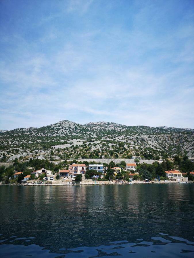 Holiday House Maretta - Apartment No 1 Lukovo Šugarje Dış mekan fotoğraf