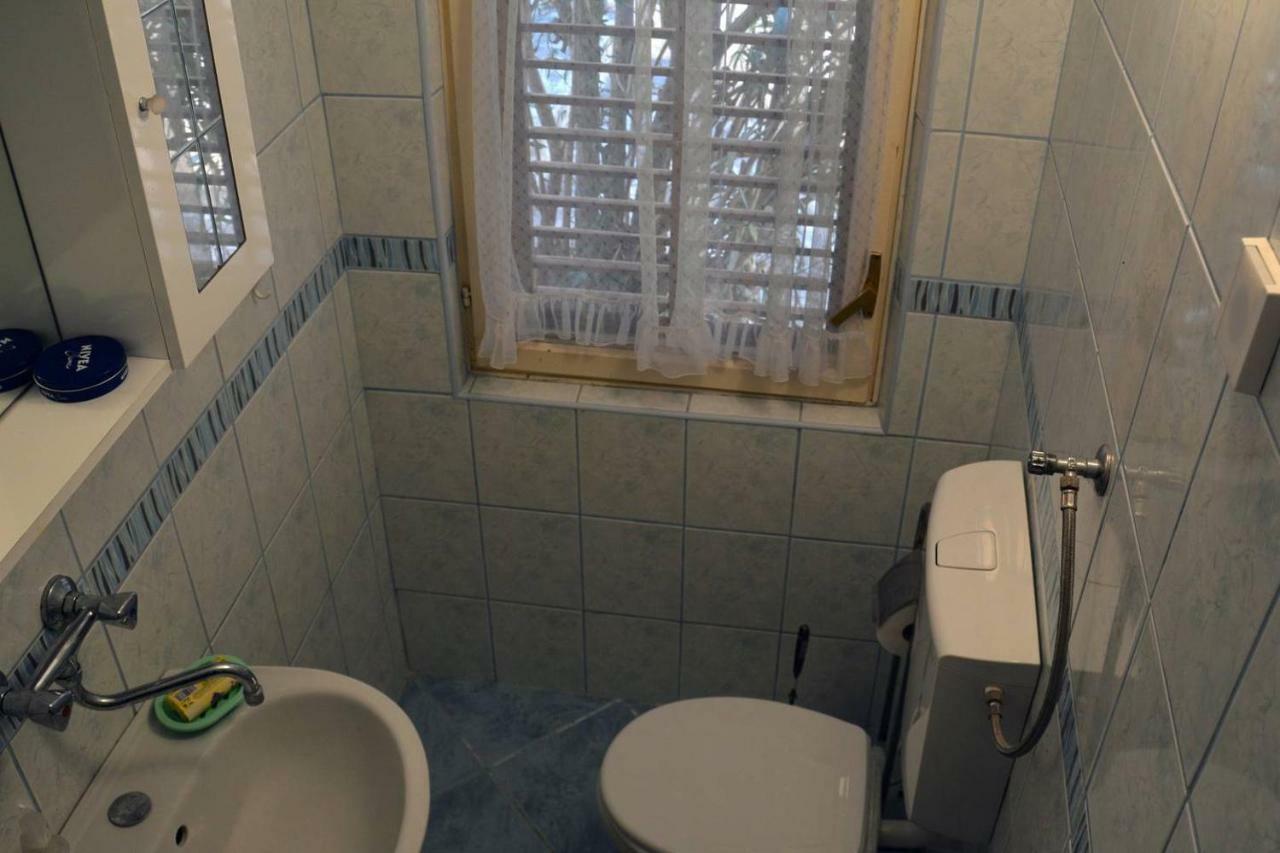 Holiday House Maretta - Apartment No 1 Lukovo Šugarje Dış mekan fotoğraf
